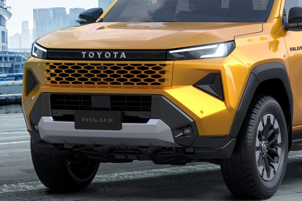 20251110-toyota-hilux-05-