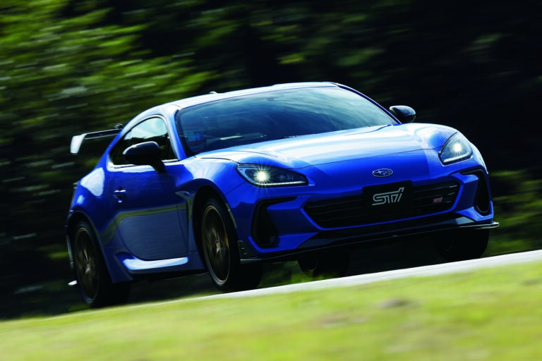 スバルBRZ STIスポーツ・タイプRA withリヤスポイラー｜Subaru BRZ STI Sport Type RA with Rear Spoiler