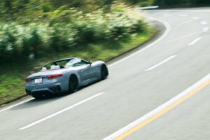 マセラティ グランカブリオ トロフェオ｜Maserati Grancabrio Trofeo
