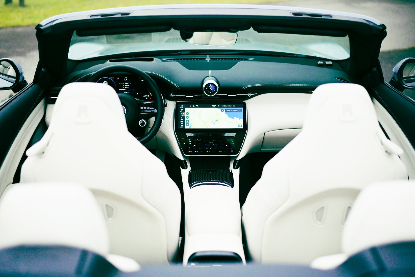 マセラティ グランカブリオ トロフェオ｜Maserati Grancabrio Trofeo