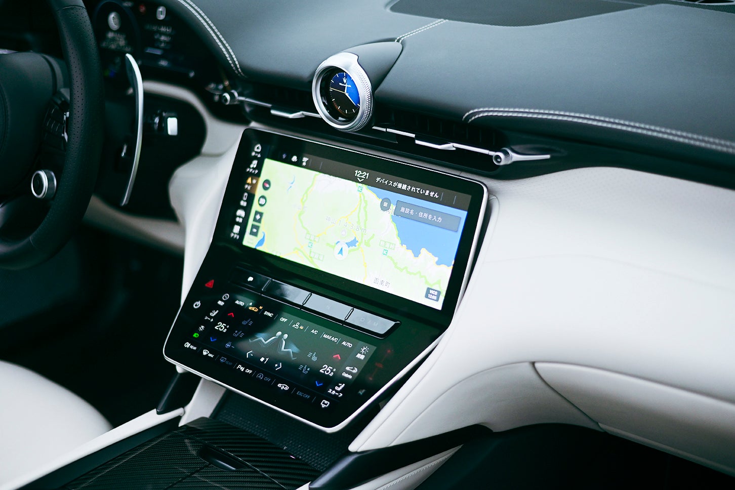 マセラティ グランカブリオ トロフェオ｜Maserati Grancabrio Trofeo