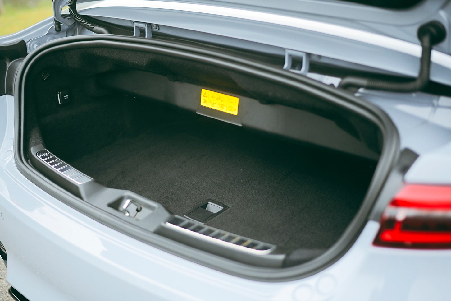 マセラティ グランカブリオ トロフェオ｜Maserati Grancabrio Trofeo