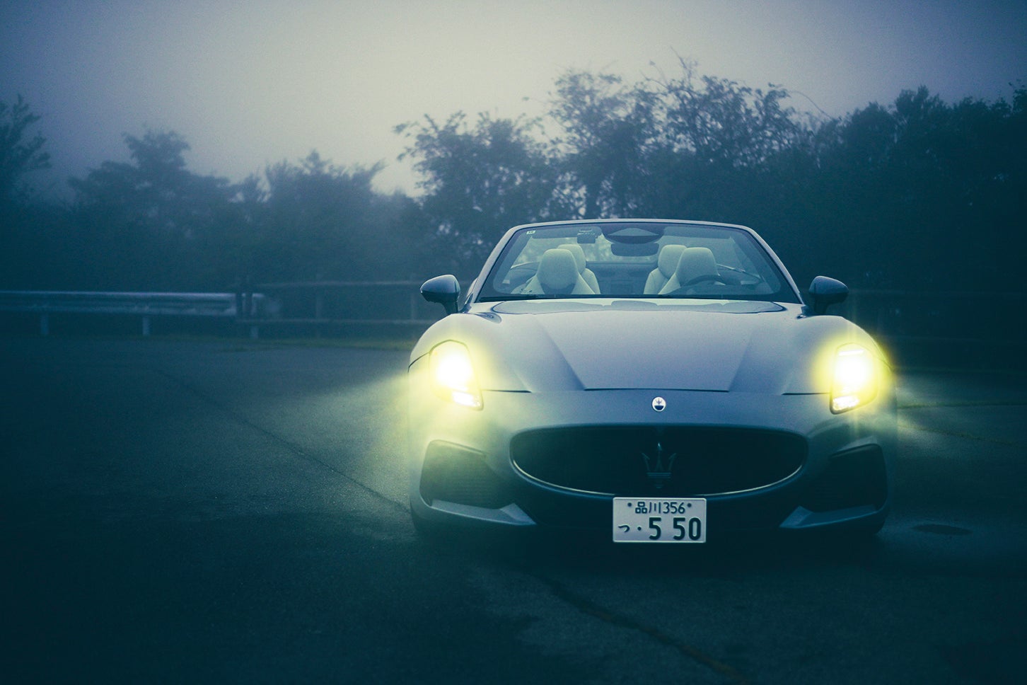 マセラティ グランカブリオ トロフェオ｜Maserati Grancabrio Trofeo