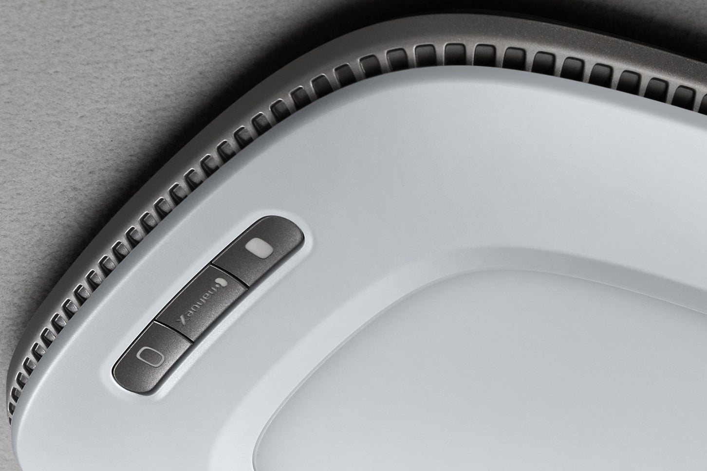 トヨタ・クラウン エステート｜クリーンシーリングライト・ホワイト