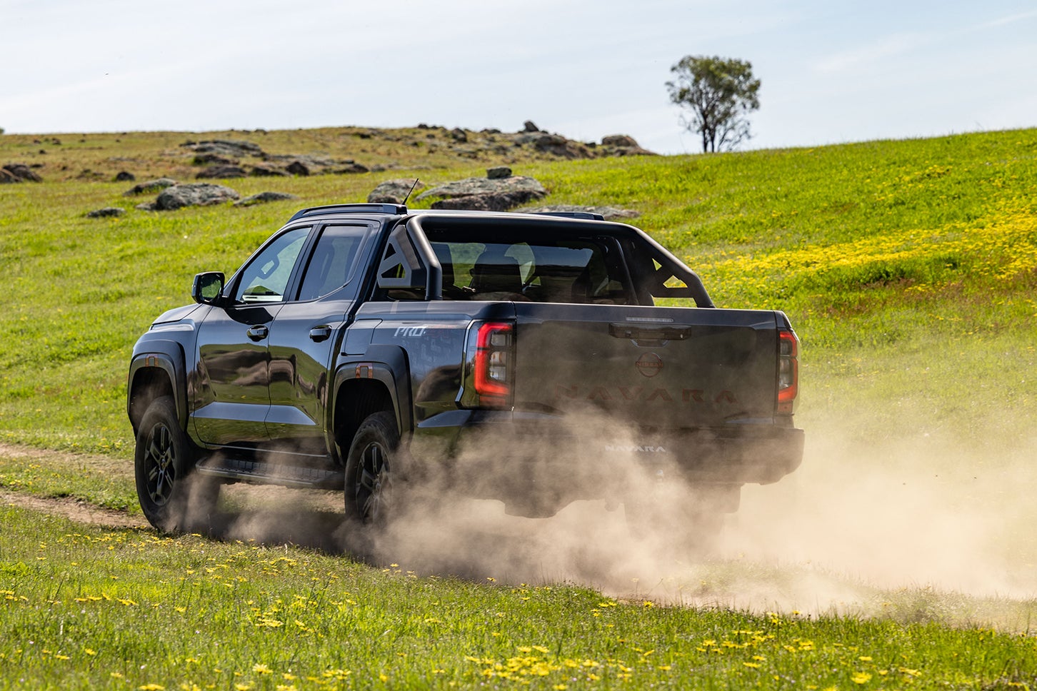 日産ナバラ｜Nissan Navara