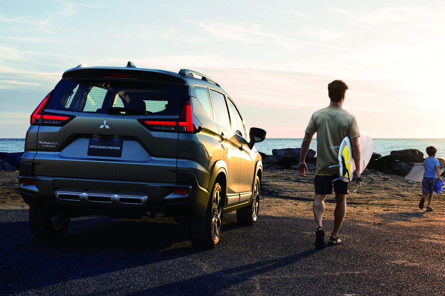 三菱エクスパンダークロス｜Mitsubishi Xpander Cross