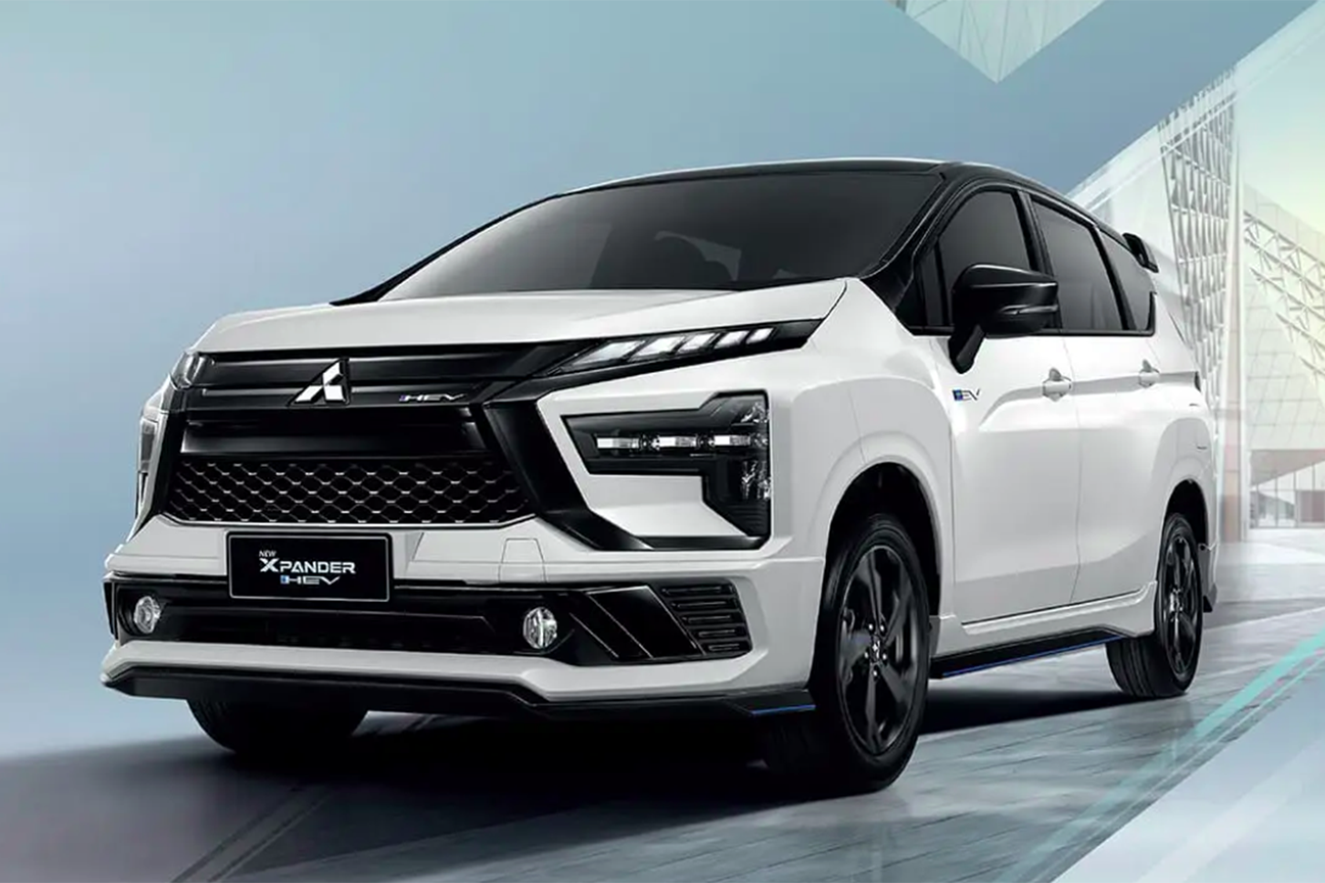 三菱エクスパンダークロスHEVプレイ｜Mitsubishi Xpander Cross HEV Play