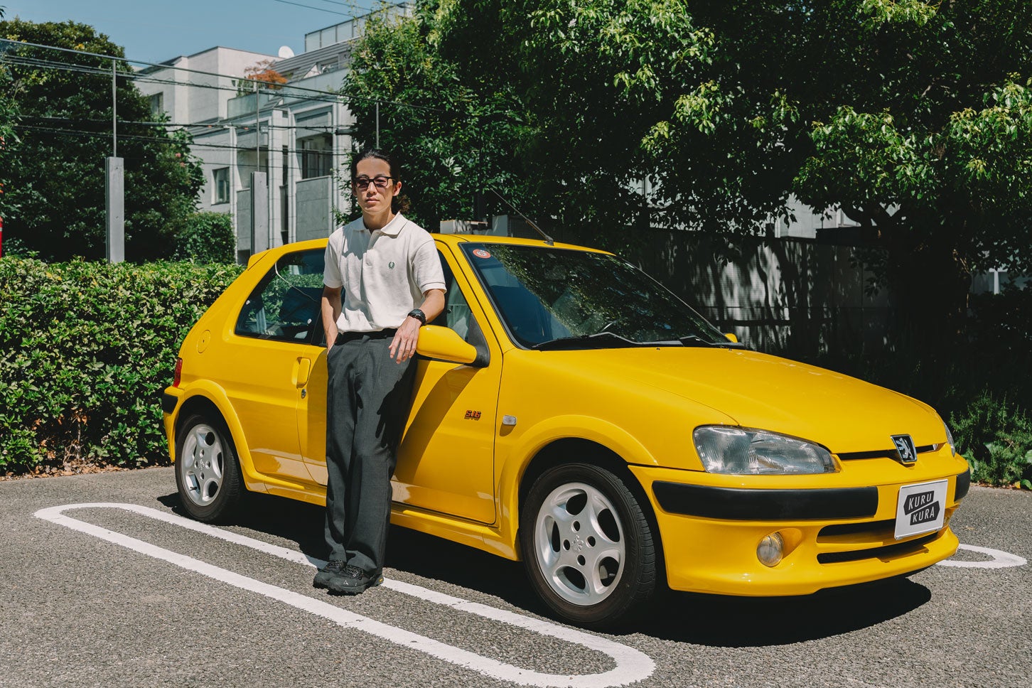 古江ちゃんと愛車の「プジョー106 S16」