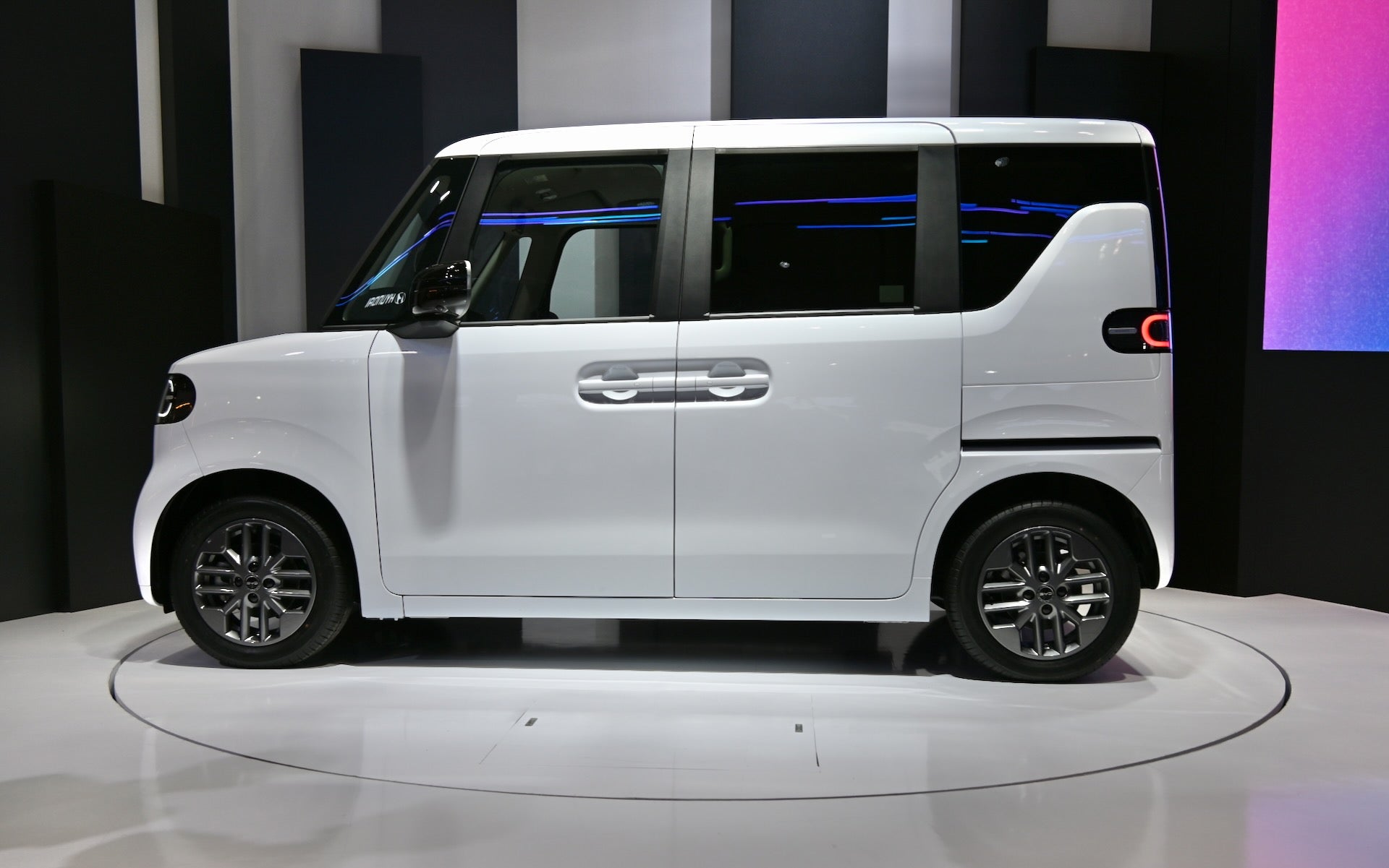 BYD ラッコ｜BYD Racco