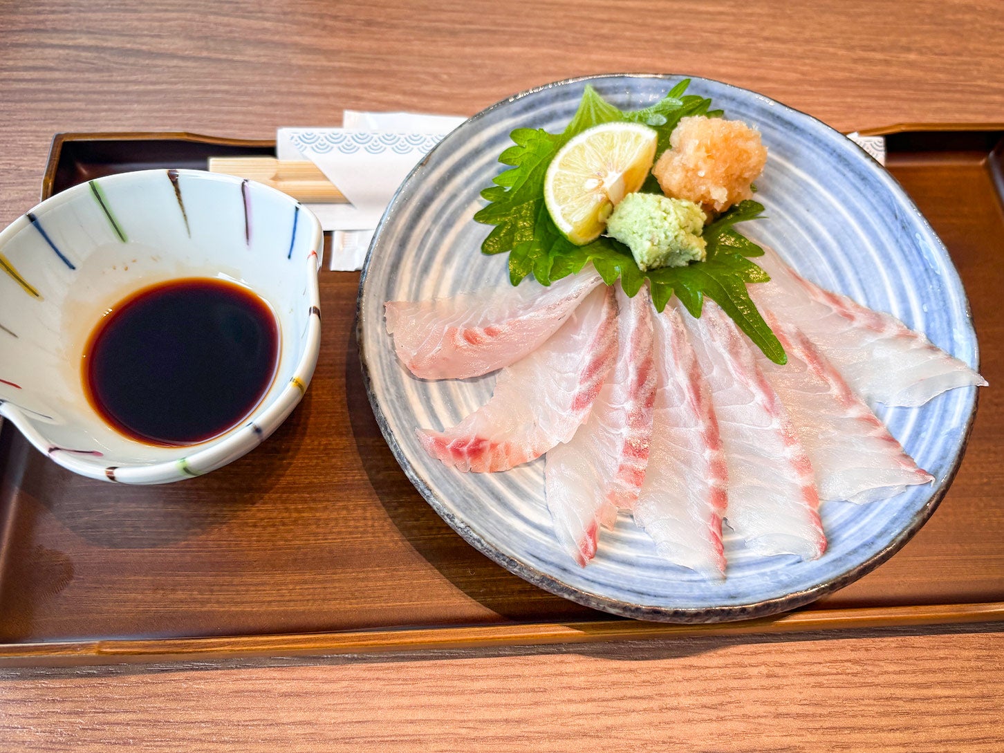 「絶景レストラン うずの丘」で食べられる鰆（サワラ）の刺身も絶品でした。