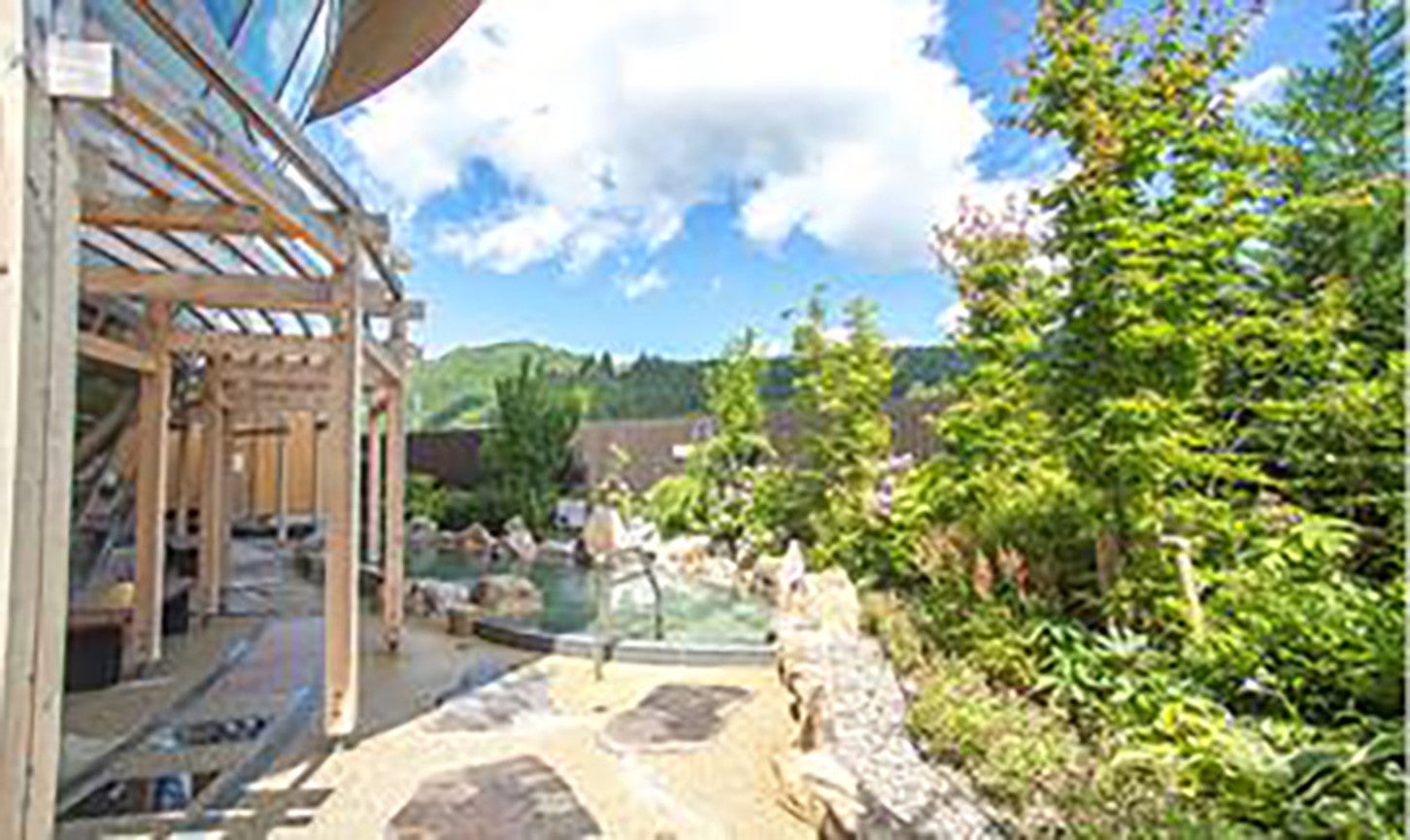 写真提供：道の駅「どんぐりの湯」どんぐりの里 いなぶ