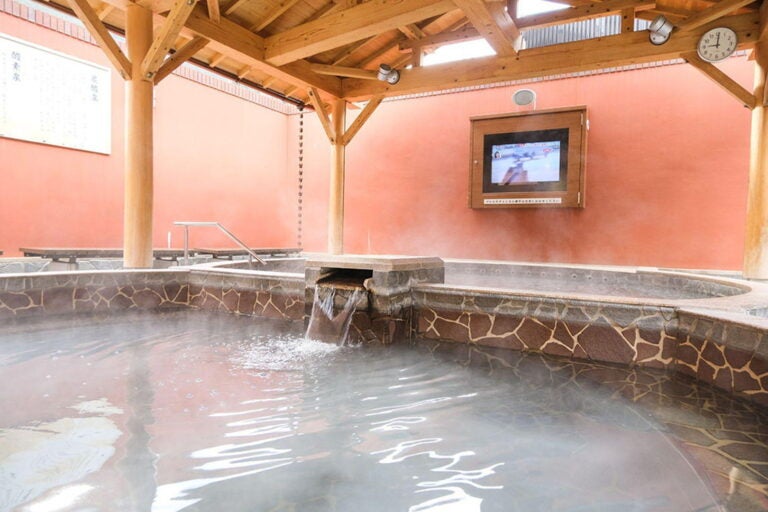 写真提供：道の駅「マイントピア別子」別子温泉～天空の湯～