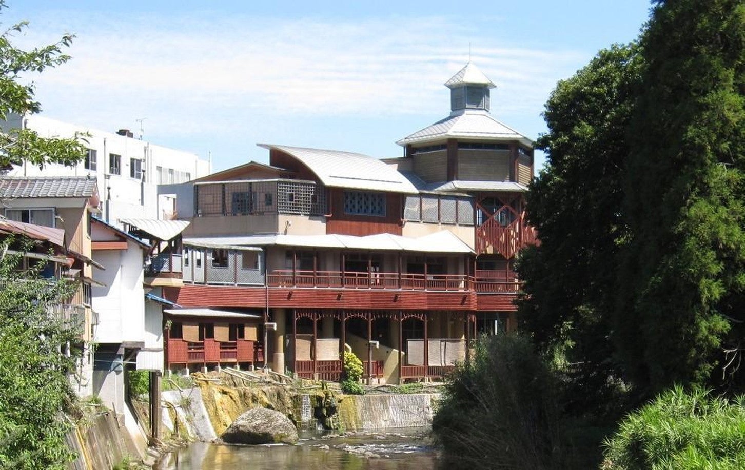 写真提供：道の駅「ながゆ温泉」療養文化館御前湯
