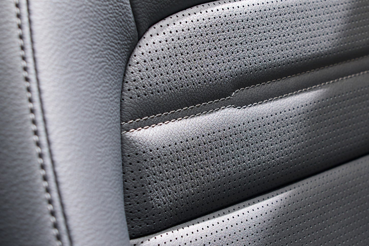 ホンダCR-V e:HEV RSブラックエディション｜Honda CR-V e:HEV RS Black Edition