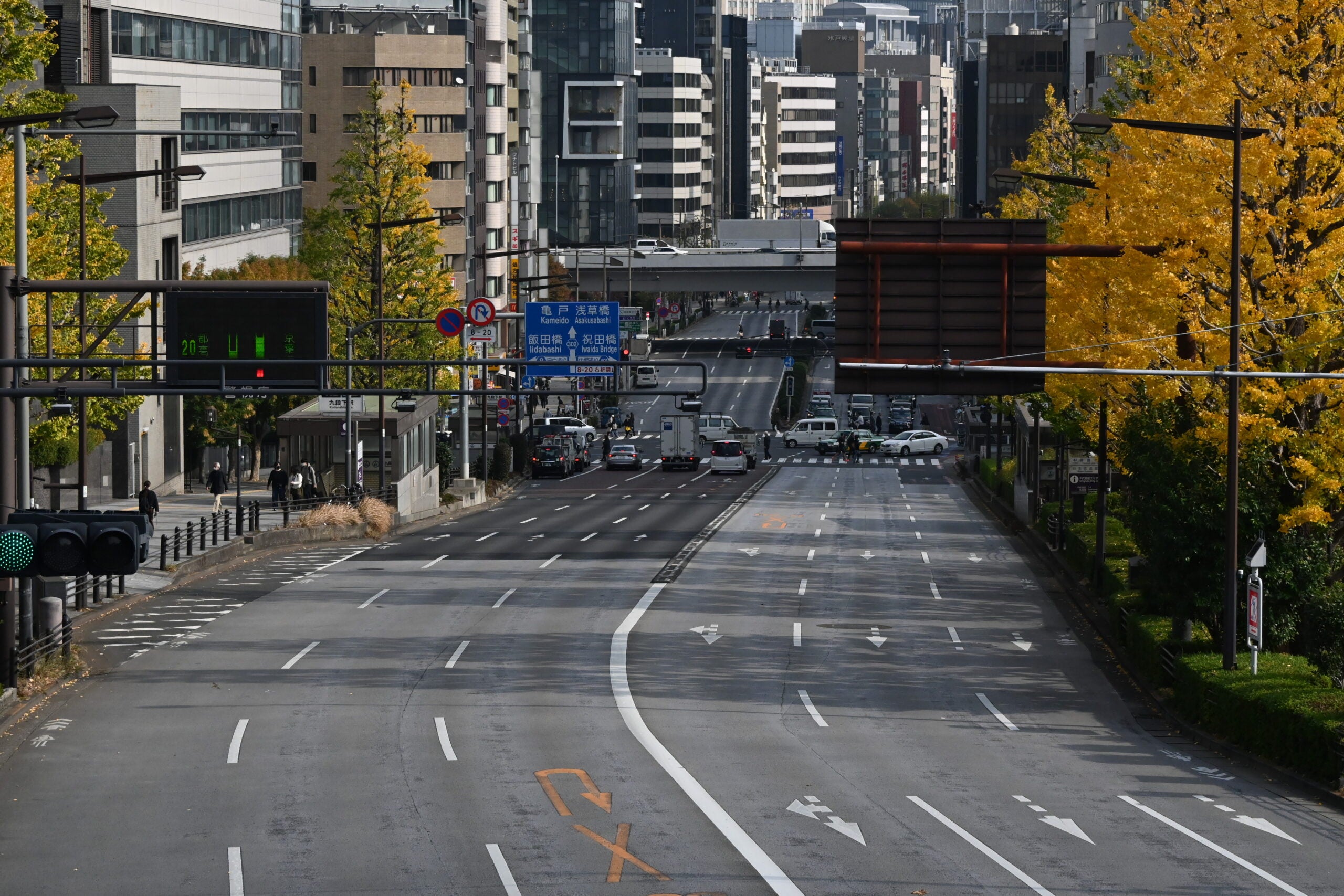 環状第1号線の田安門付近。ここは靖国通りと重複している。