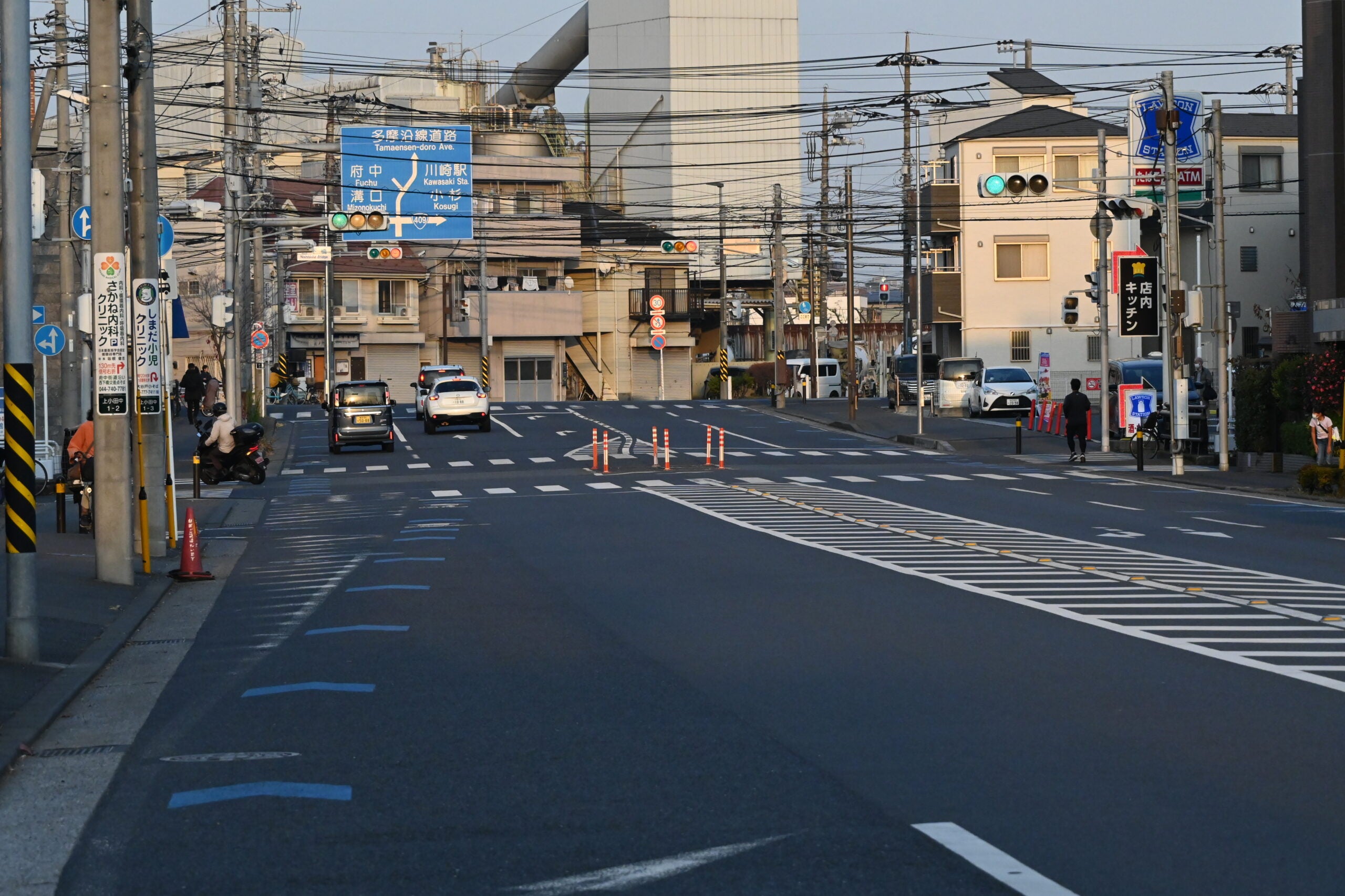 川崎市内で大部分が開通済みの4車線の都市計画道路「宮内新横浜線」