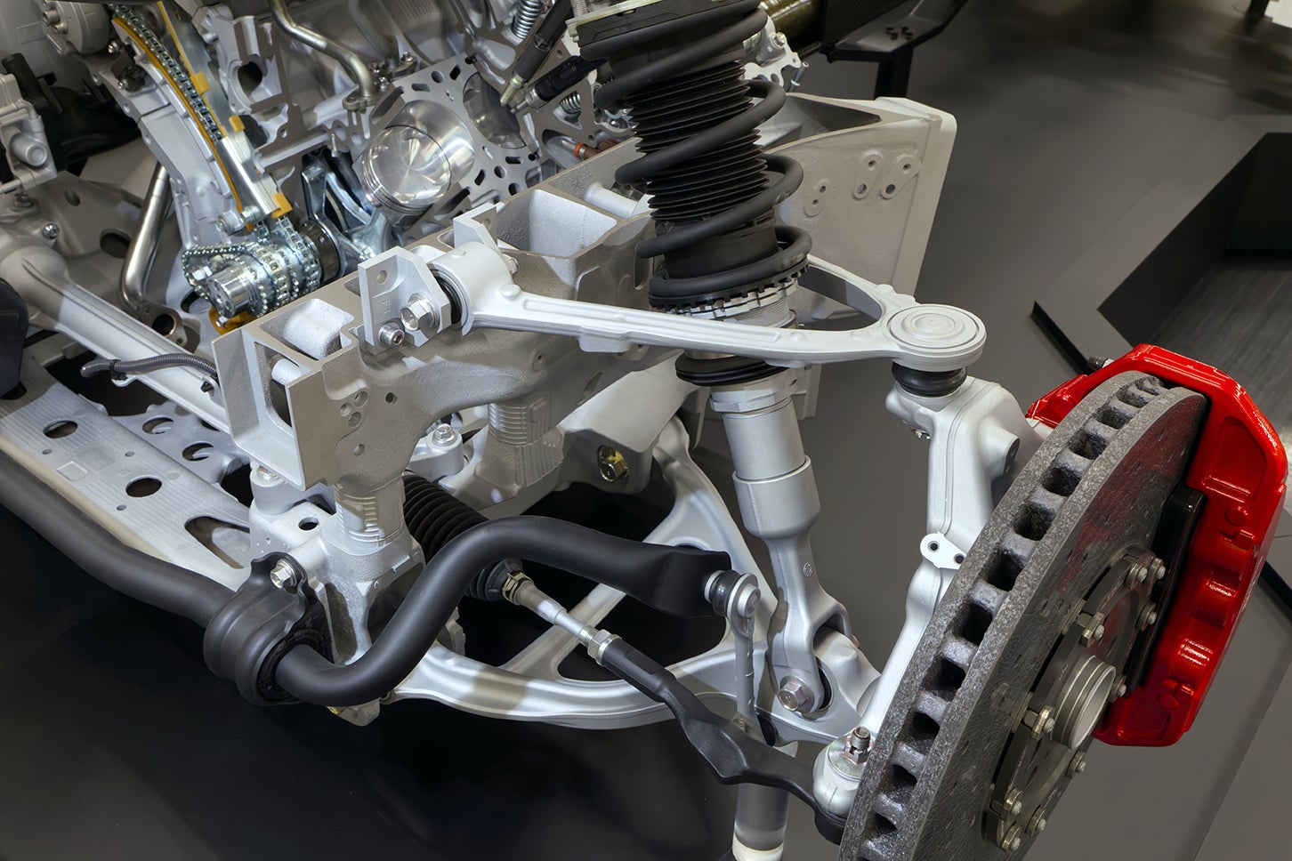 GR GT／GR GT3｜フロントサスペンション（ダブルウイッシュボーン式）