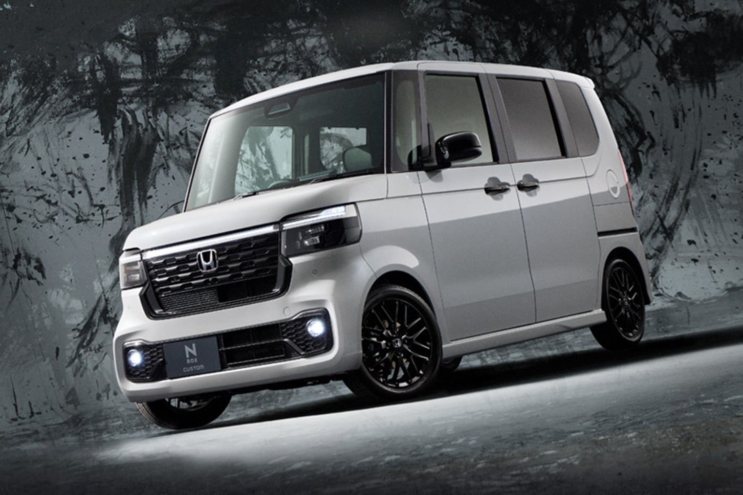 ホンダN-BOXカスタム ターボ ブラックスタイル｜Honda N-BOX Custom Turbo Black Style