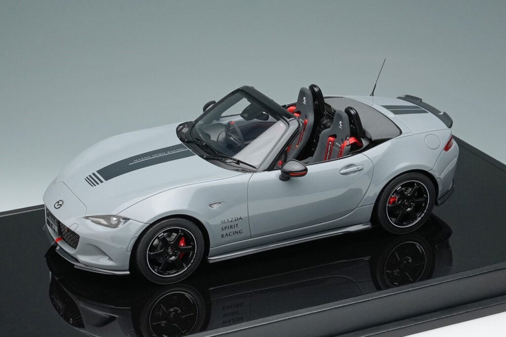 マツダ・ロードスター12Rのミニカー販売も！ 新型「CX-5」やS耐久車を