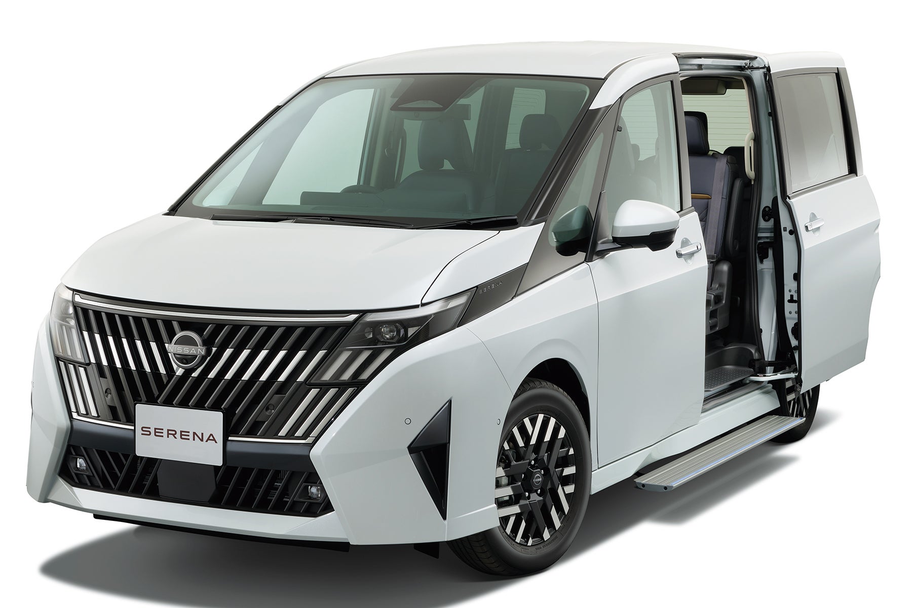 日産セレナ ステップタイプ