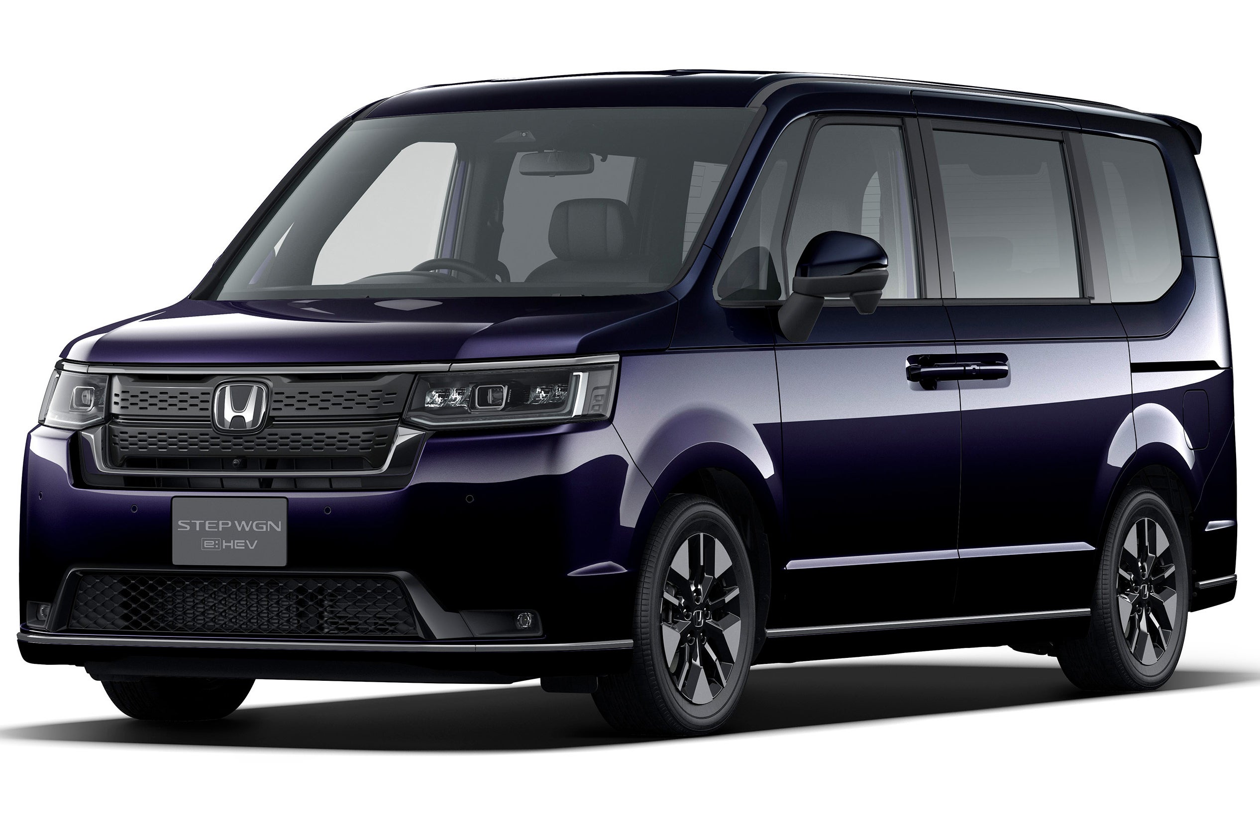 ホンダ・ステップワゴンe:HEVスパーダ30周年特別仕様車｜ボディカラー：トワイライトミストブラック・パール