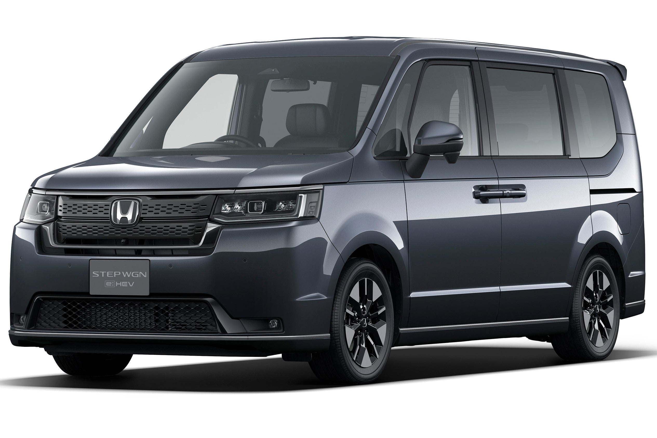 ホンダ・ステップワゴンe:HEVスパーダ30周年特別仕様車｜ボディカラー：メテオロイドグレー・メタリック