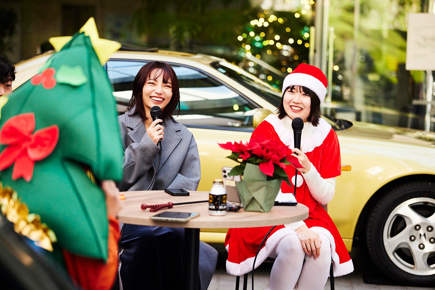 シビック タイプRで現れたカナイメグさんと、サンタ役の私、瀬イオナ
