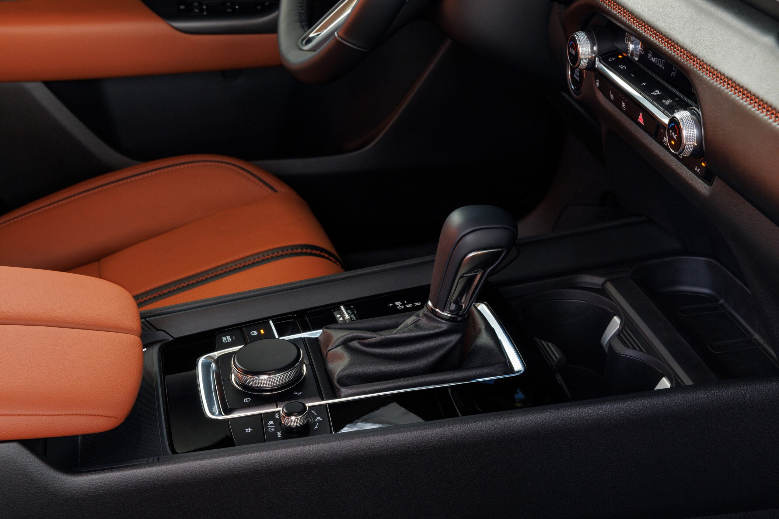 マツダCX-50 2.5ターボ｜Mazda CX-50 2.5 Turbo