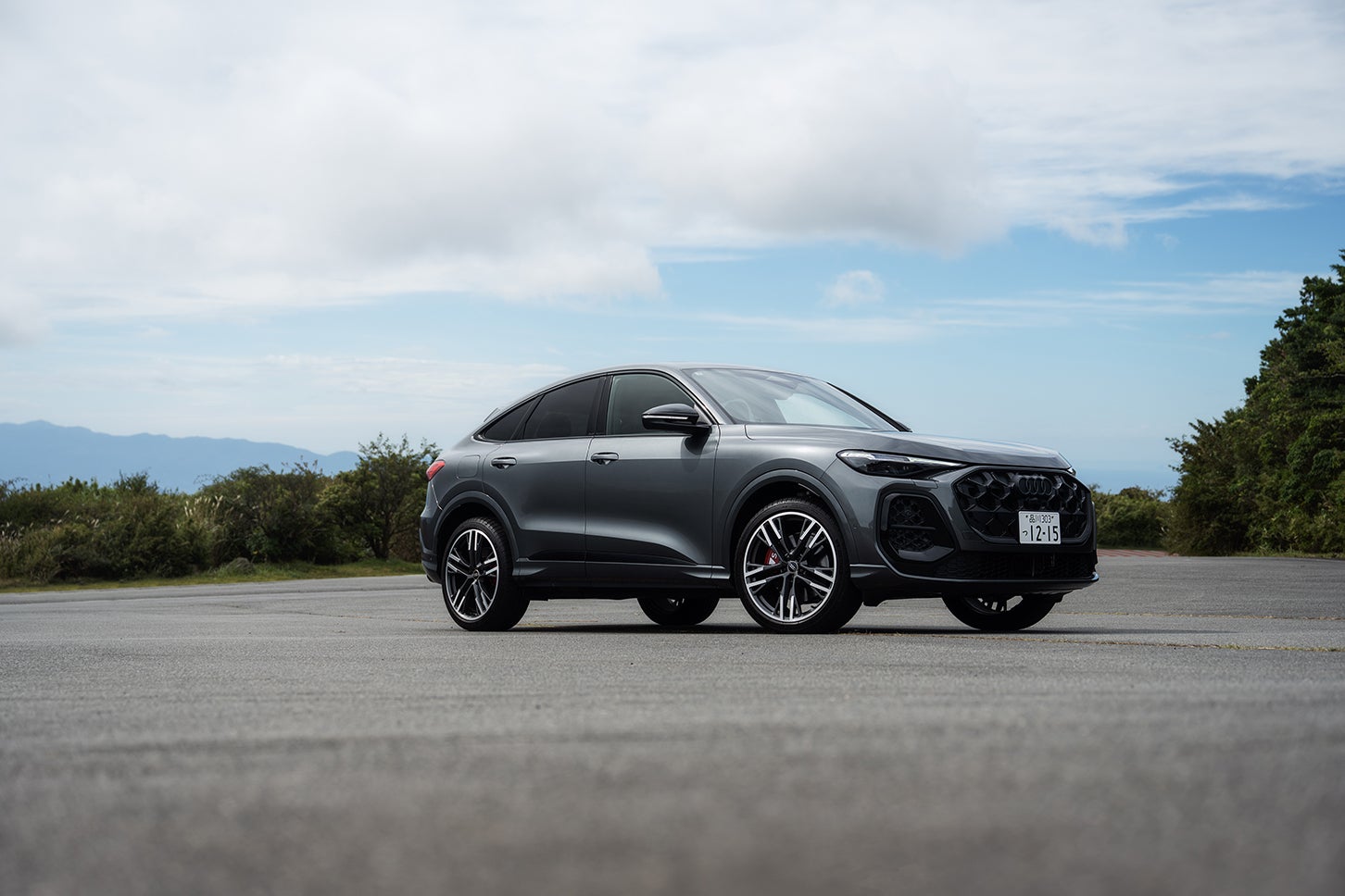 アウディ SQ5 スポーツバック｜Audi SQ5 Sportback