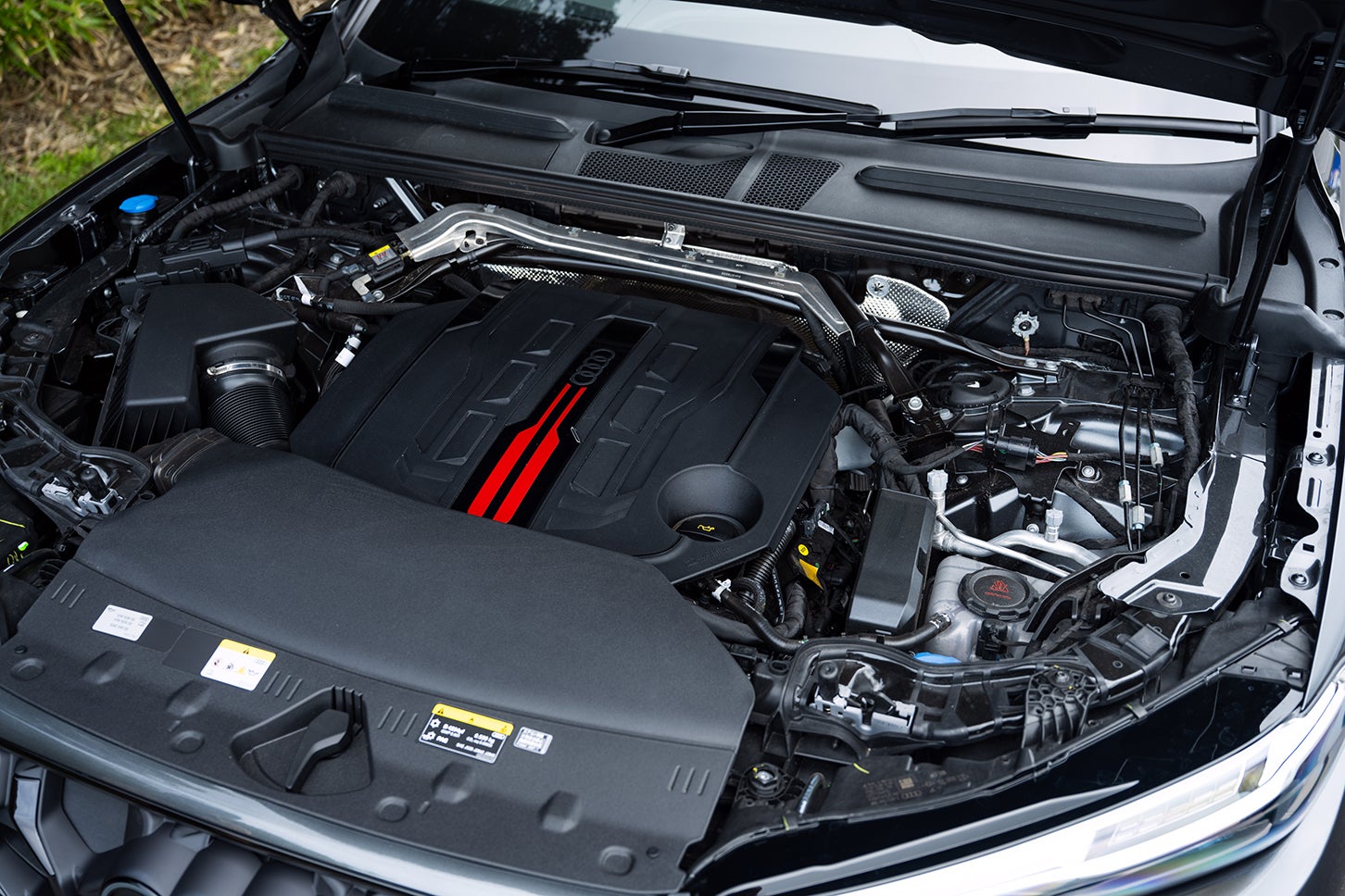 アウディ SQ5 スポーツバック｜Audi SQ5 Sportback