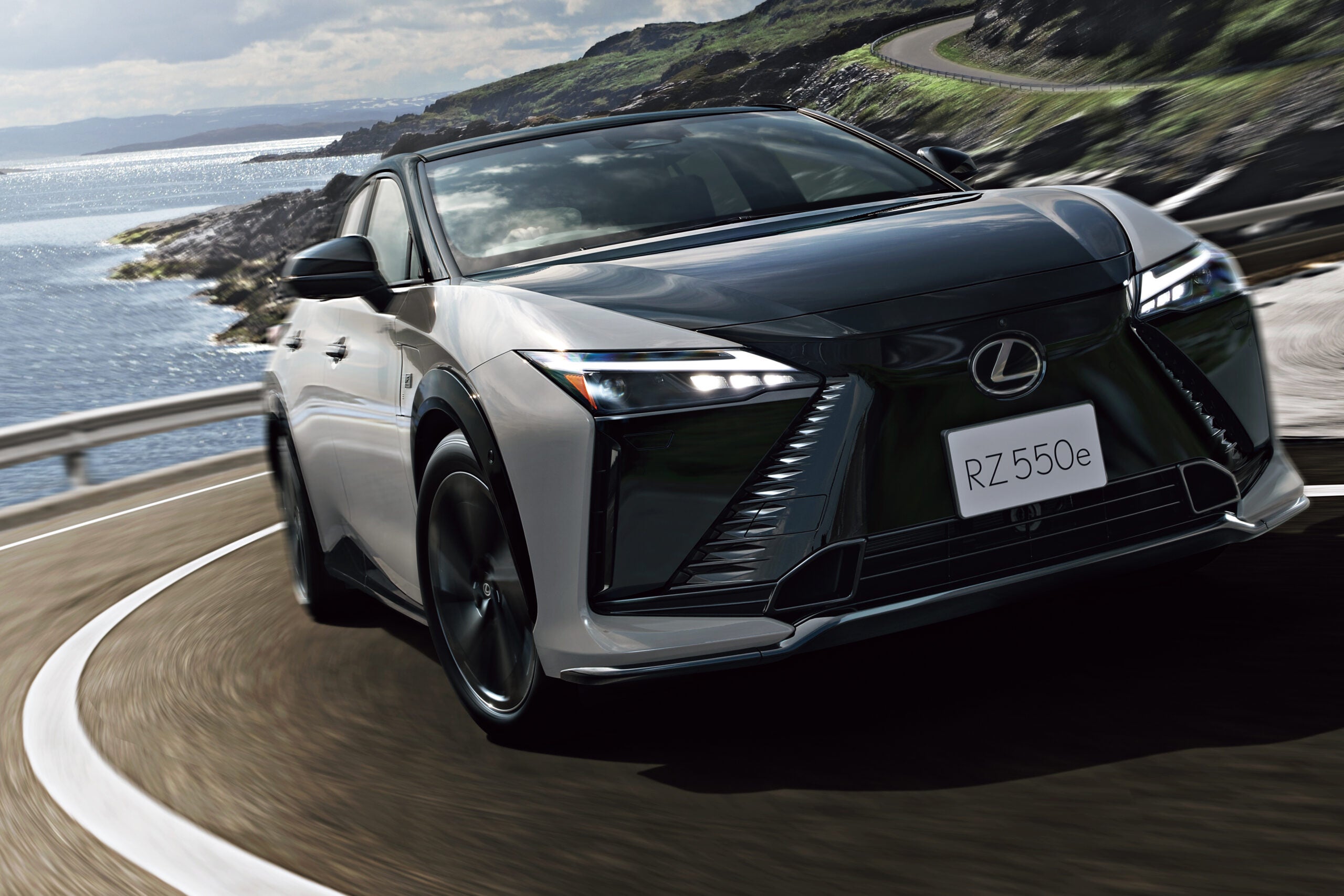レクサスRZ550e“Fスポーツ”｜Lexus RZ550e“F SPORT”