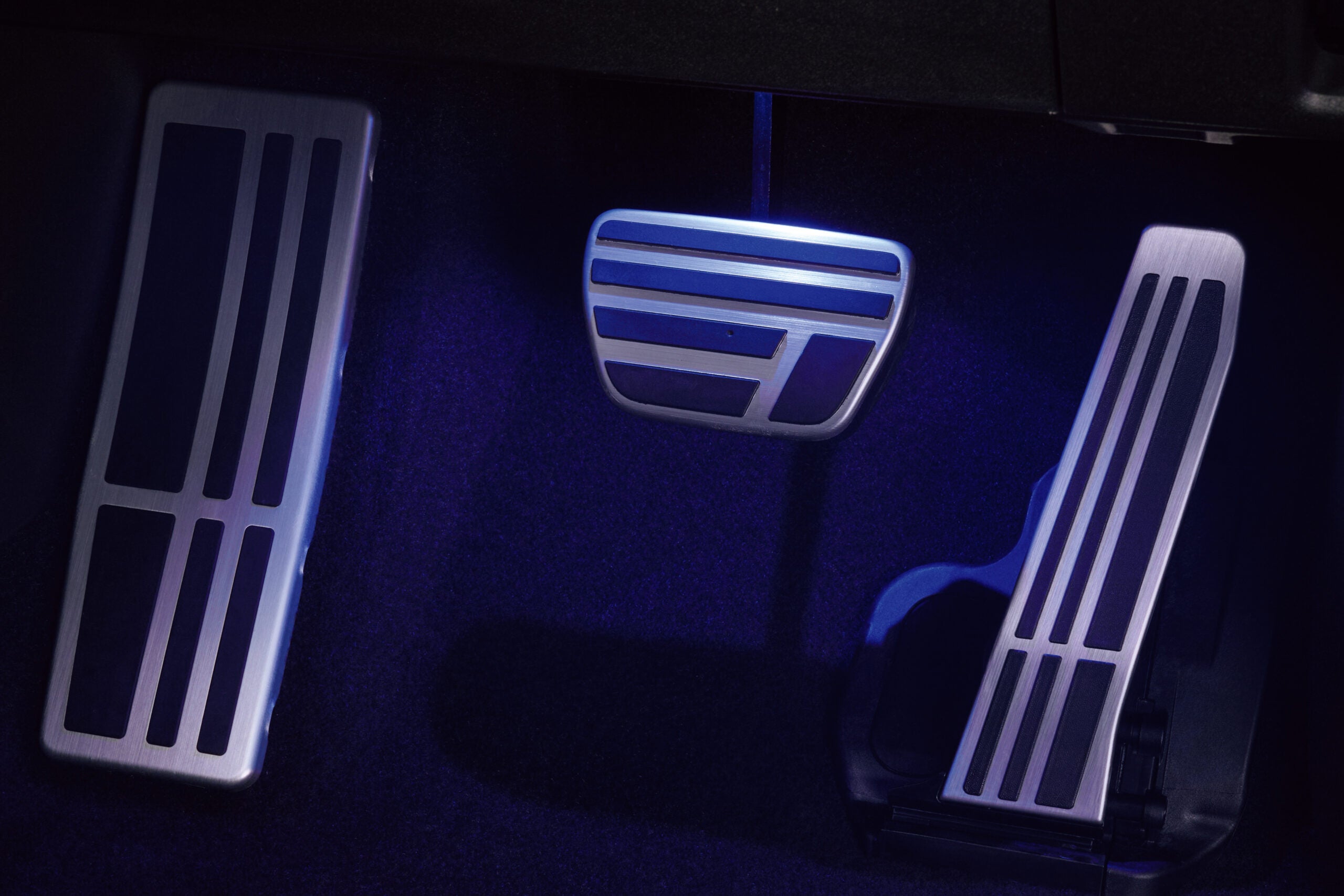 レクサスRZ550e“Fスポーツ”｜Lexus RZ550e“F SPORT”