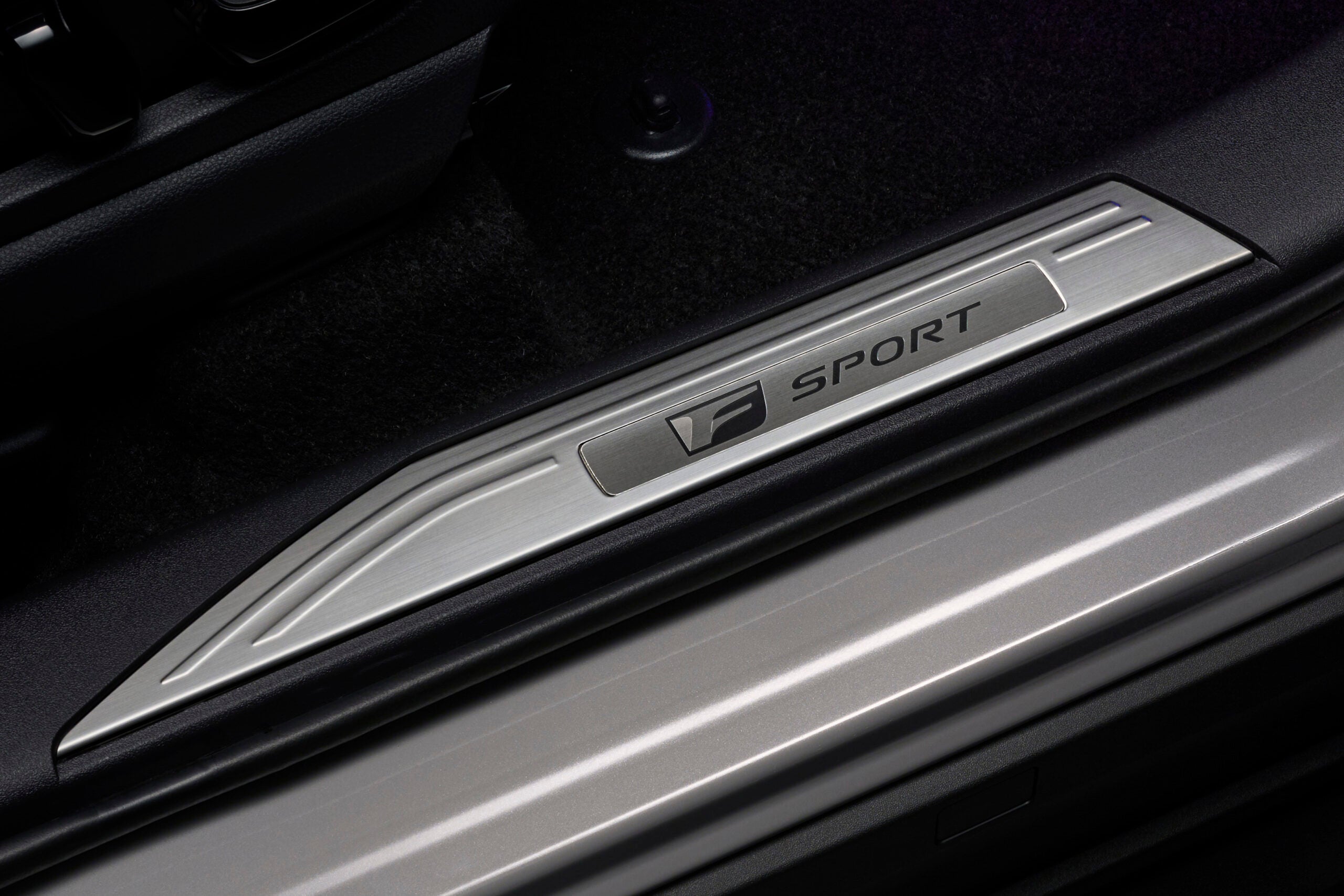 レクサスRZ550e“Fスポーツ”｜Lexus RZ550e“F SPORT”