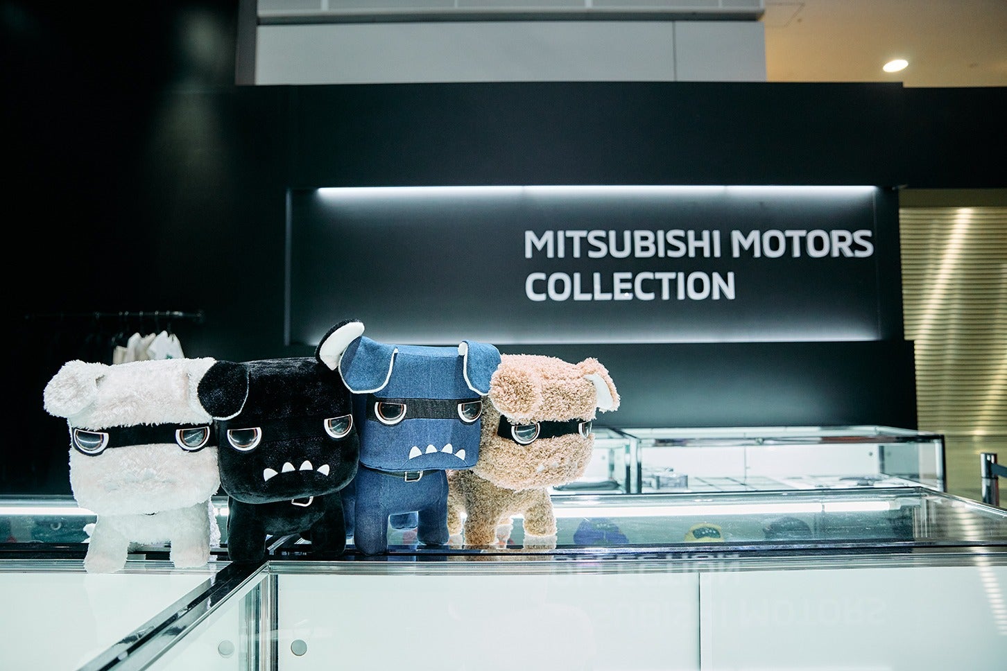 三菱ブースにデリ丸。グッズがたくさん！ デリカミニオーナーじゃなくてもみんな好きだよね。