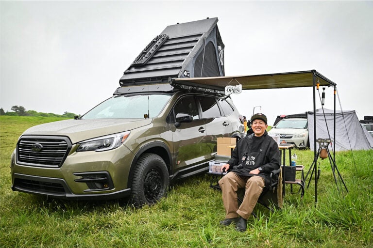 スバル アセント オニキスエディションと、オーナーのYASUさん
