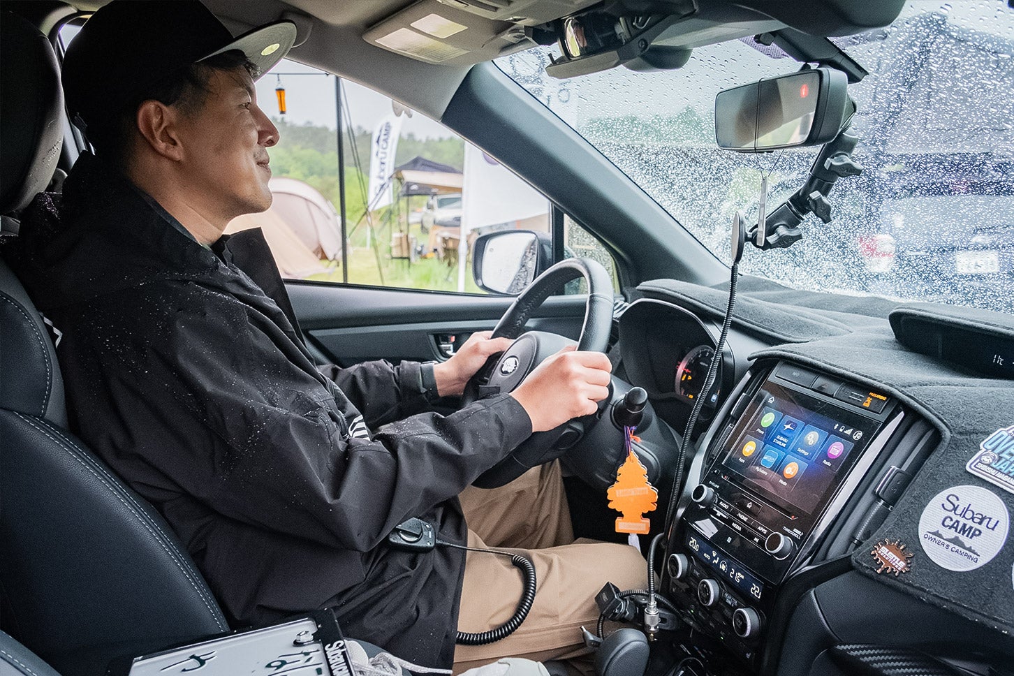 北米スバルのUSミッドサイズSUV、そして左ハンドルに3列シートという圧倒的な個性を持つアセントはスバリストから一目置かれる存在だ。