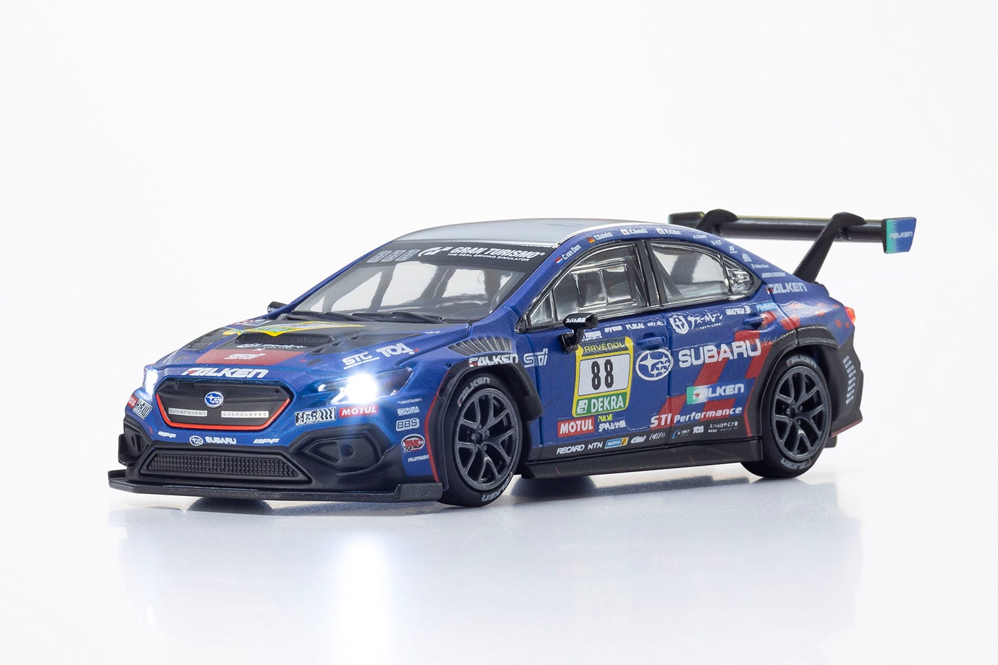 「SUBARU WRX NBR CHALLENGE 2024」ミニカー ヘッドライト点灯状態