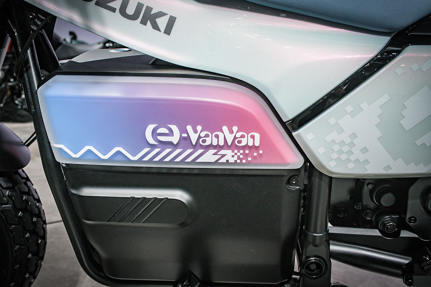 スズキ e-バンバン｜Suzuki e-VanVan