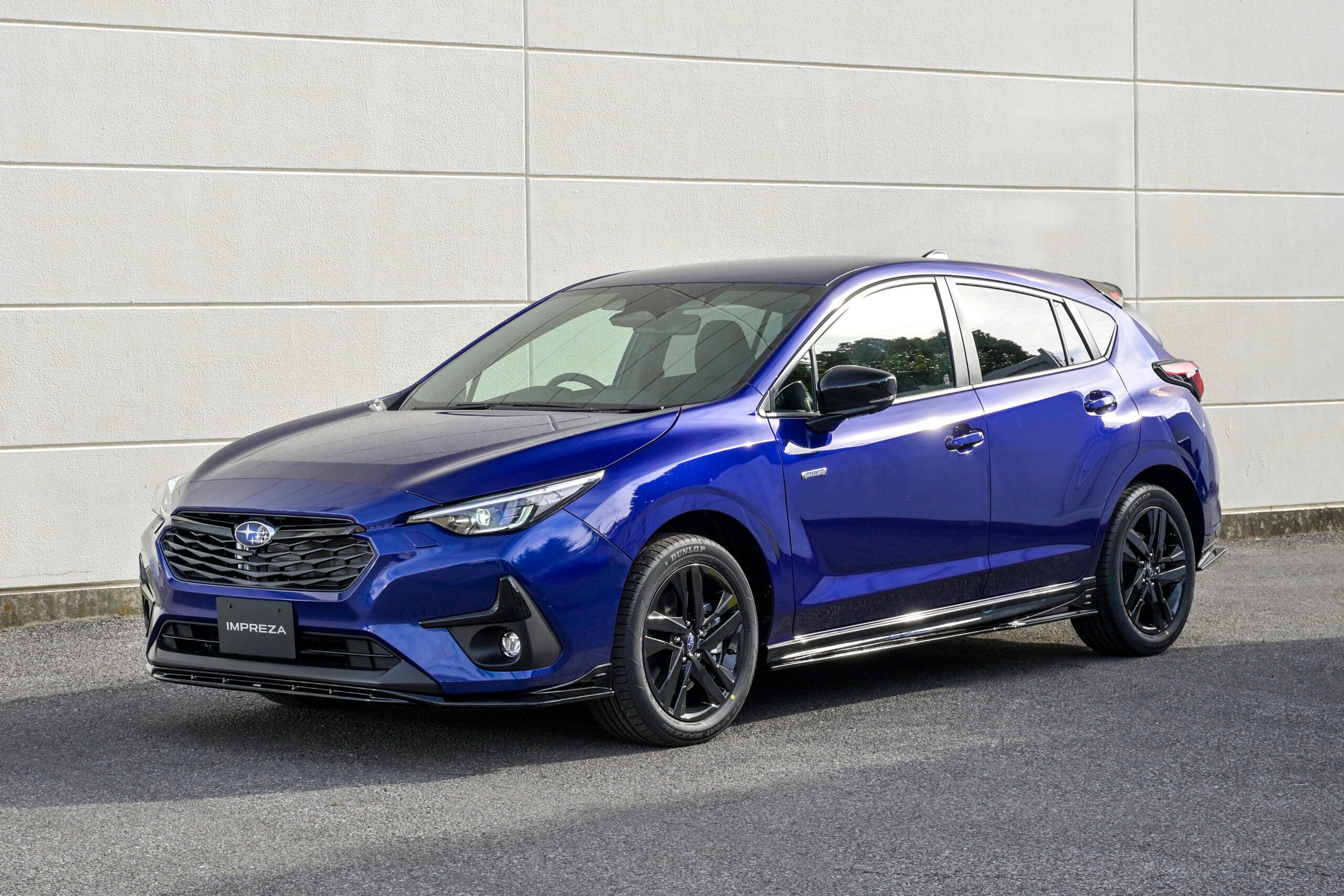 スバル・インプレッサST-H STIパフォーマンス エディションプラスパッケージ装着車｜Subaru Impreza ST-H STI Performance Edition Plus Package