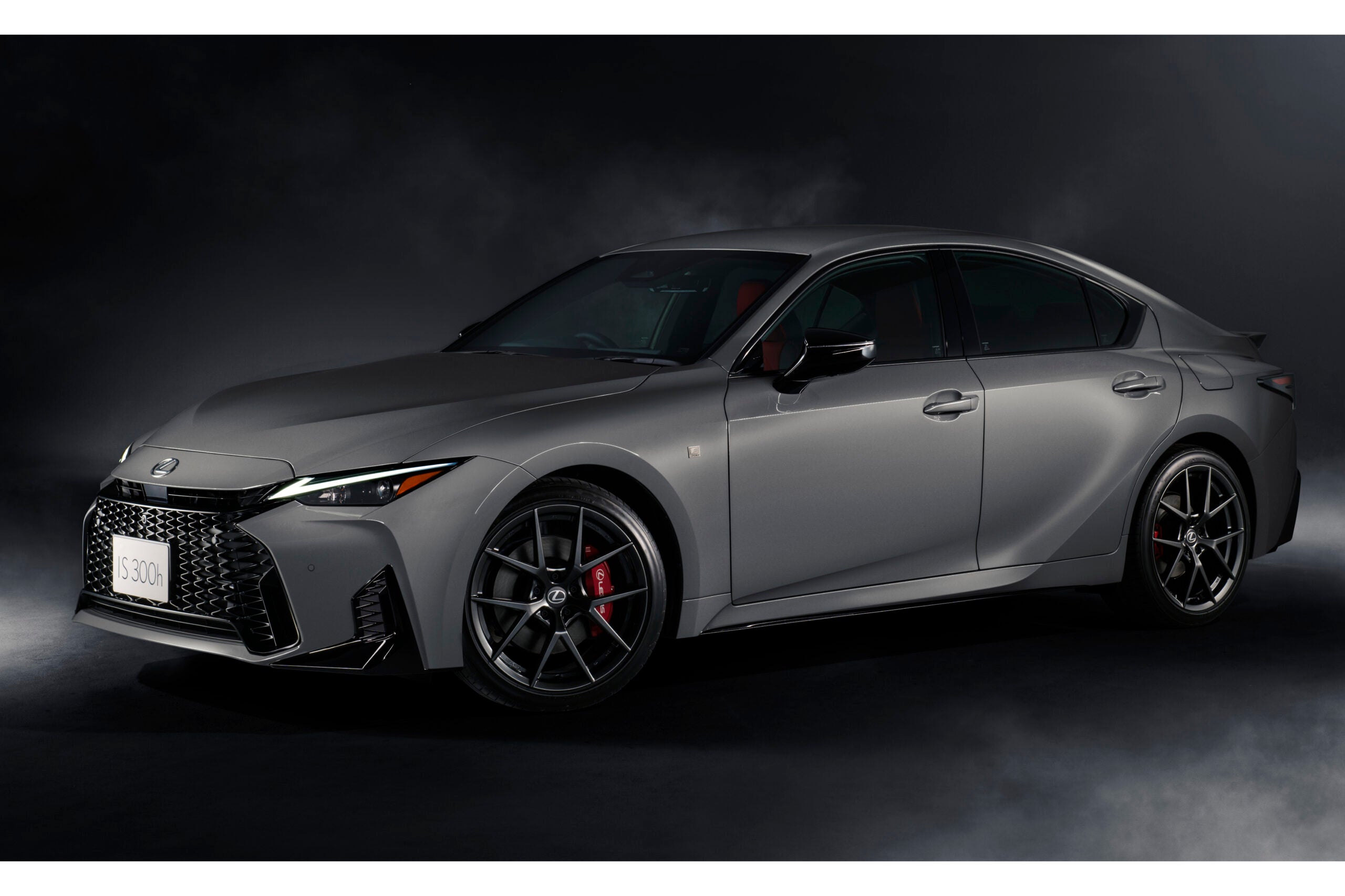 レクサスIS300h“Fスポーツ”｜Lexus IS300h“F SPORT”