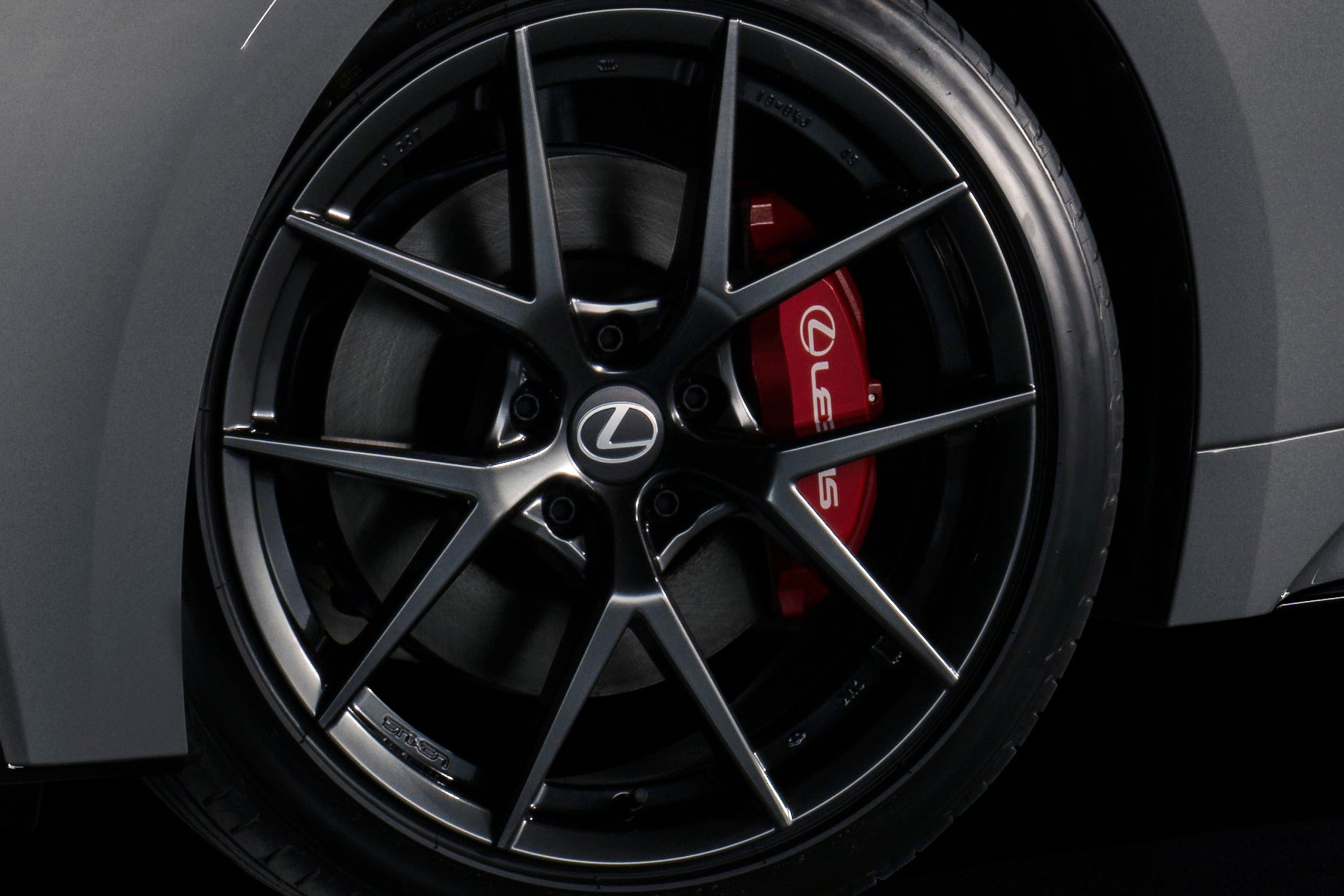 レクサスIS300h“Fスポーツ”｜Lexus IS300h“F SPORT”