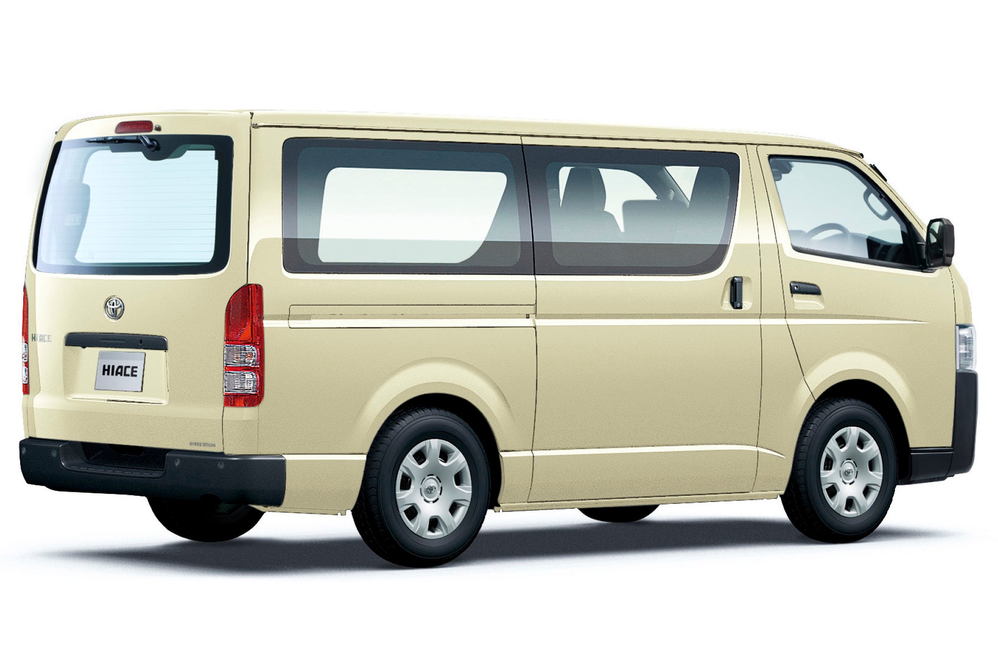 トヨタ・ハイエース コミューター（2WD・2700ガソリン）