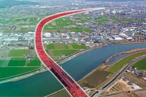 岡山市の郊外を環状につなぐ「岡山環状道路」が整備中だ。