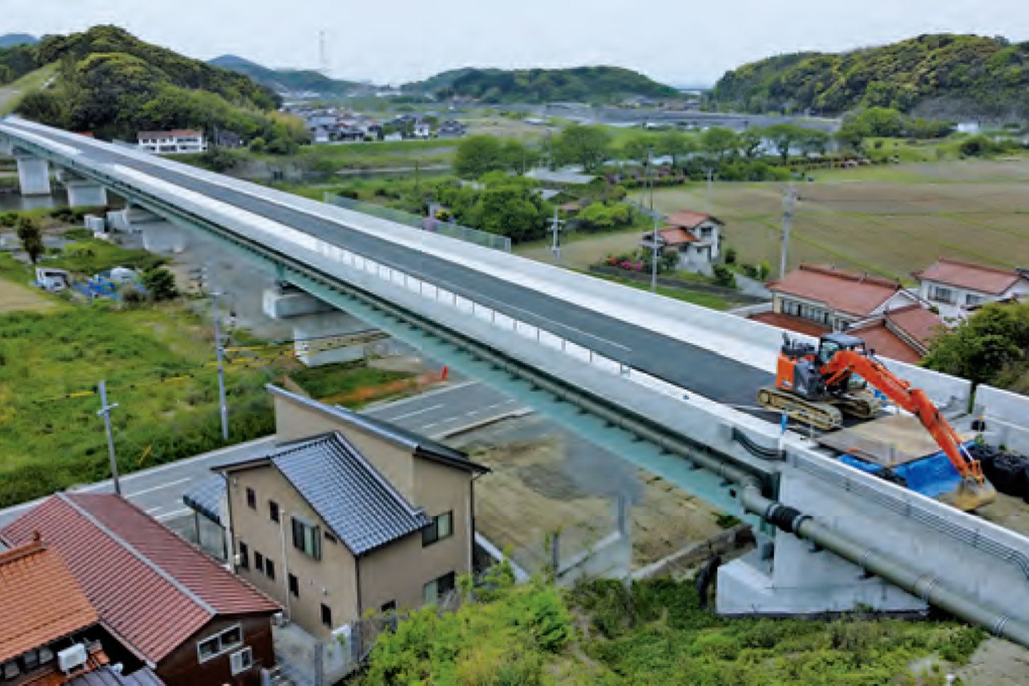 三隅・益田道路の三隅川橋。