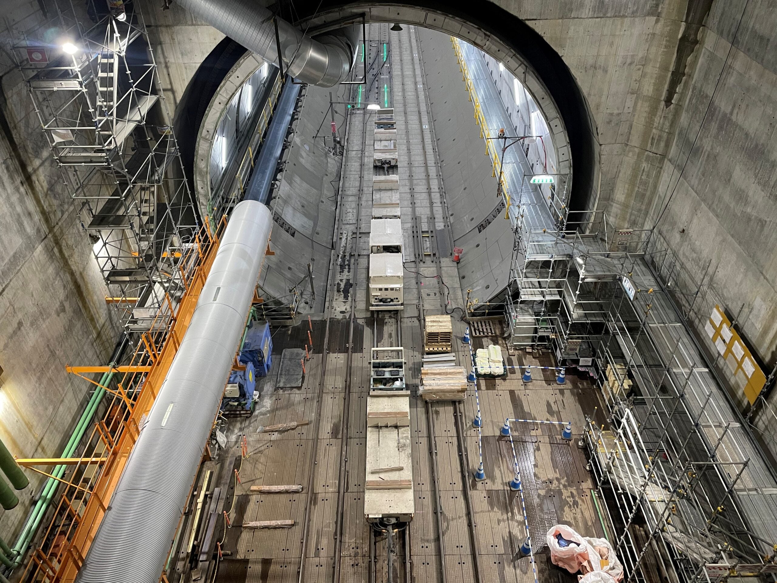 外環道のシールドトンネルの工事状況。