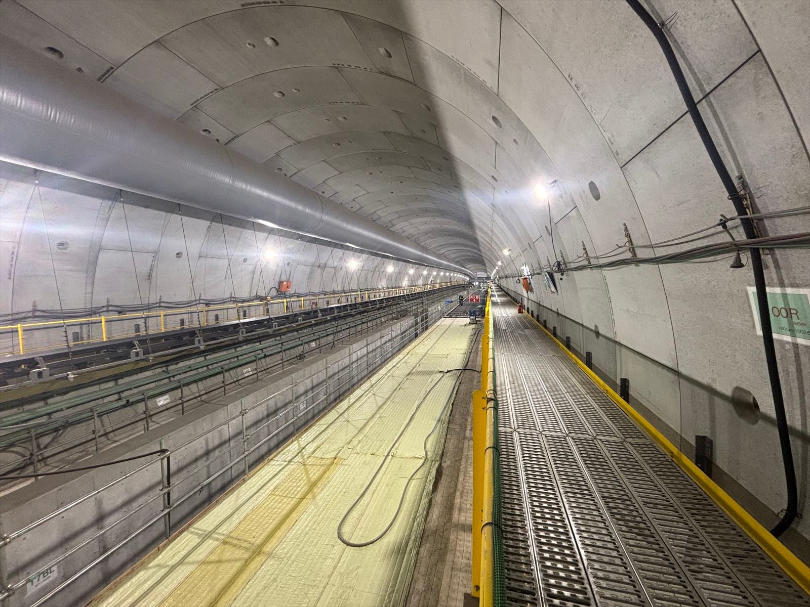 外環道のシールドトンネルの工事状況。