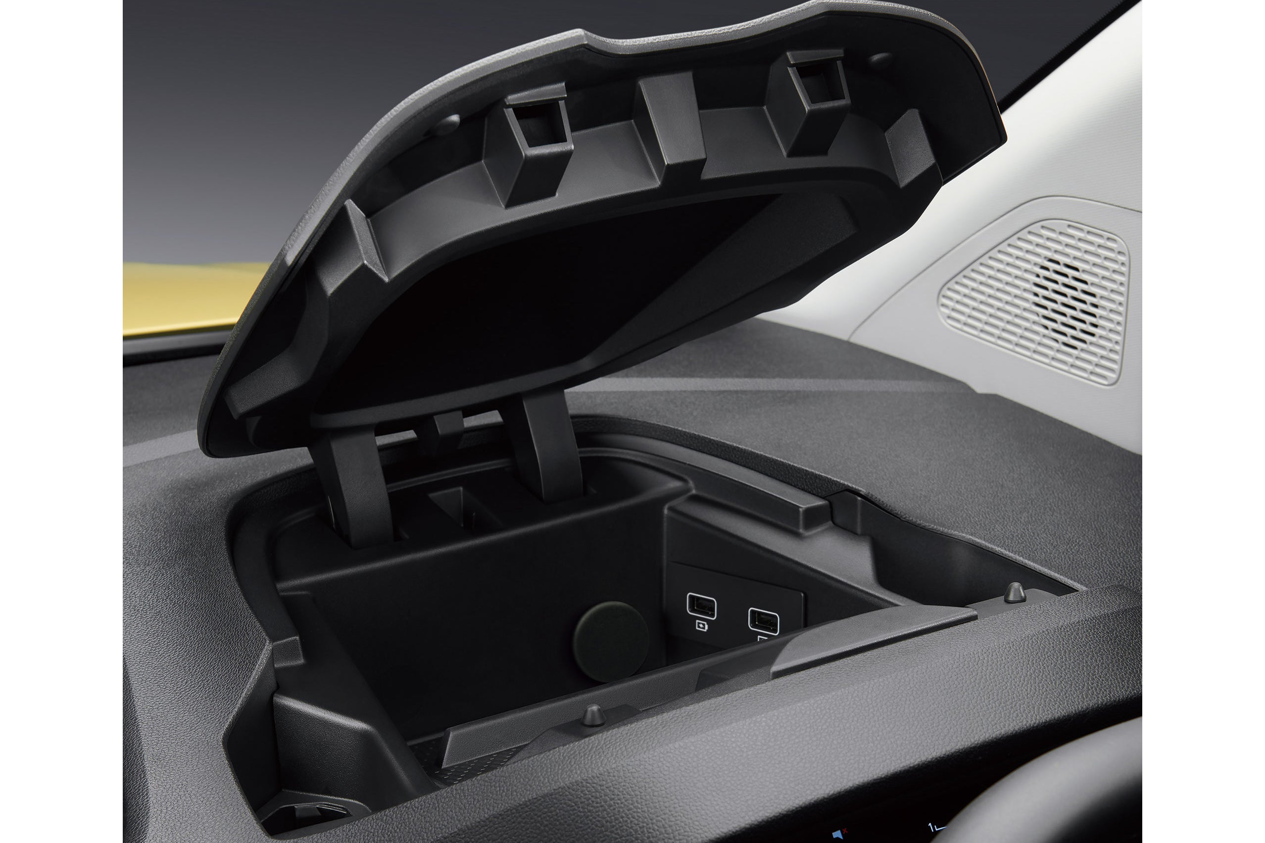 ルノー・グランカングー クルール｜インストゥルメントパネルアッパーボックス