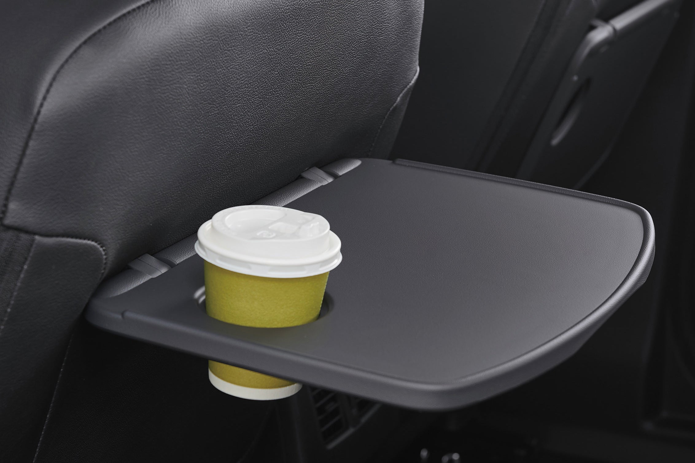 ルノー・グランカングー クルール｜フロントシートバックテーブル