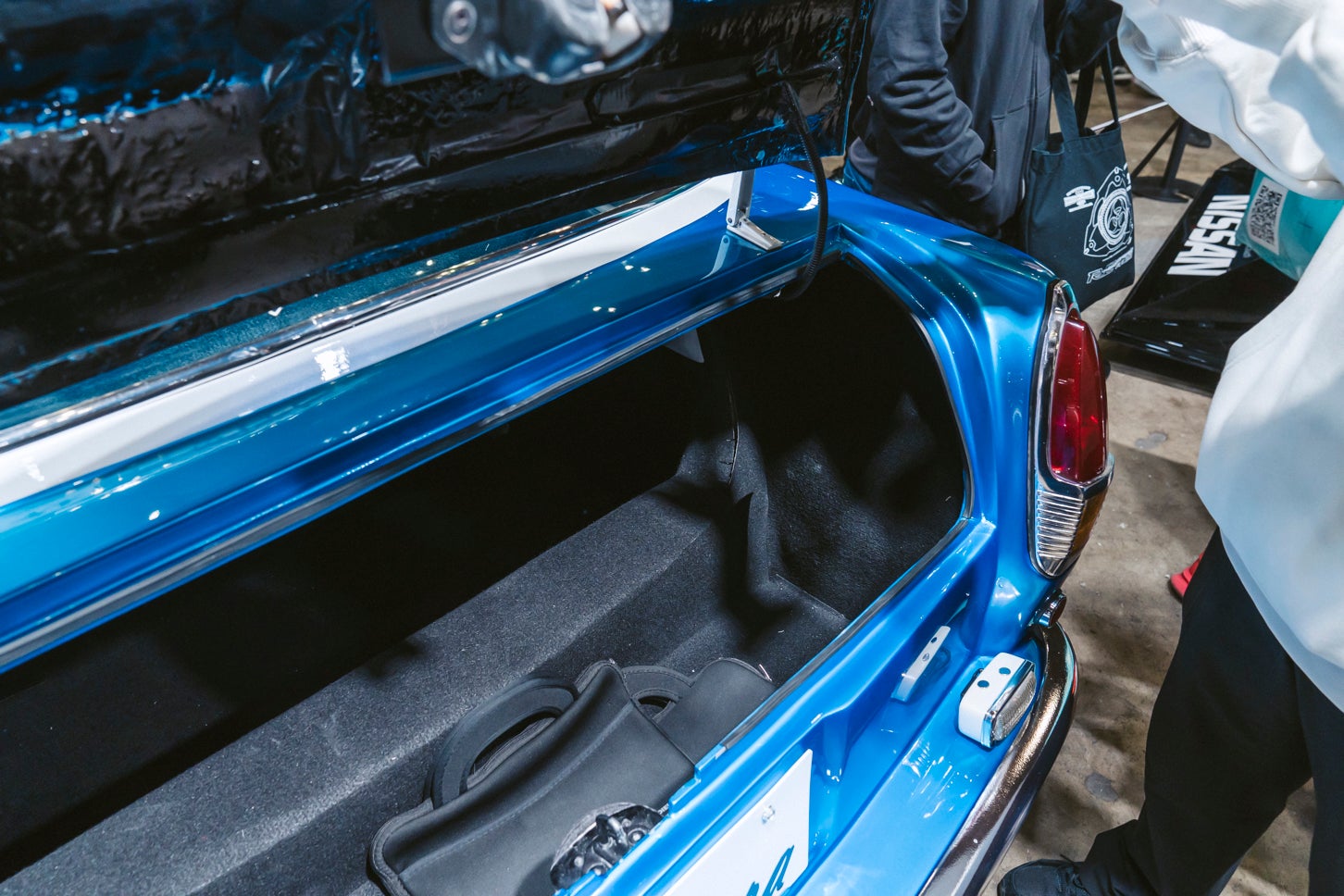 トランクを設置するためにフレームを延長した。