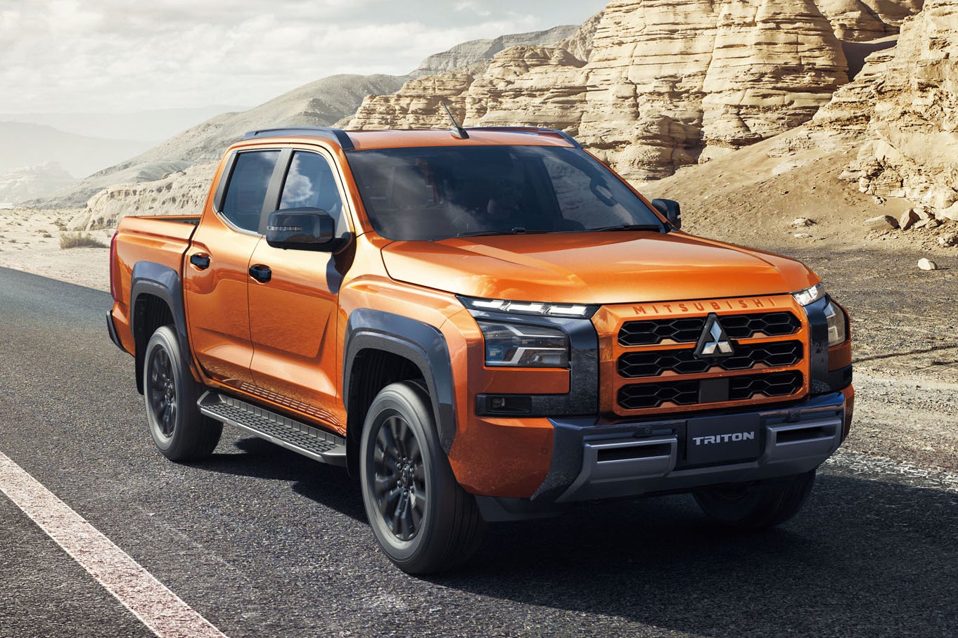 三菱トライトン｜Mitsubishi Triton